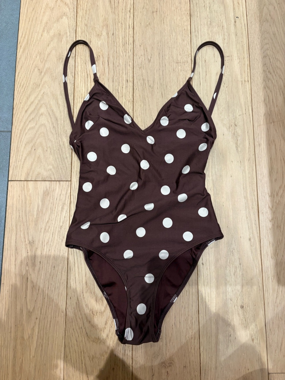 Sézane x Ysé Brown One-Piece Sauvage Swimsuit with White Polka Dots